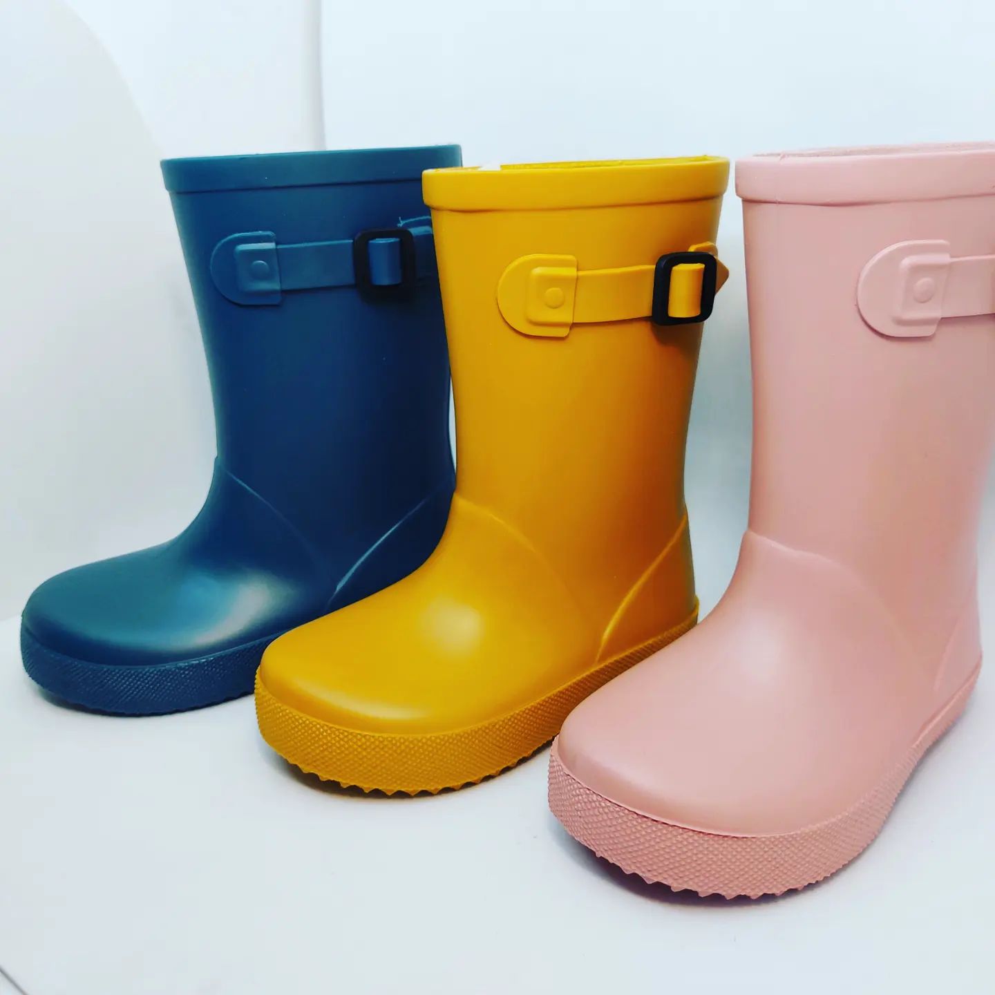 Accessoires & soins pour chaussures d'enfants à Toulon Accessoires & soins pour chaussures d'enfants à Toulon