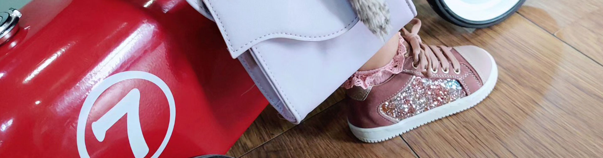 Vente d'accessoires et chaussons premier pas dans le Var